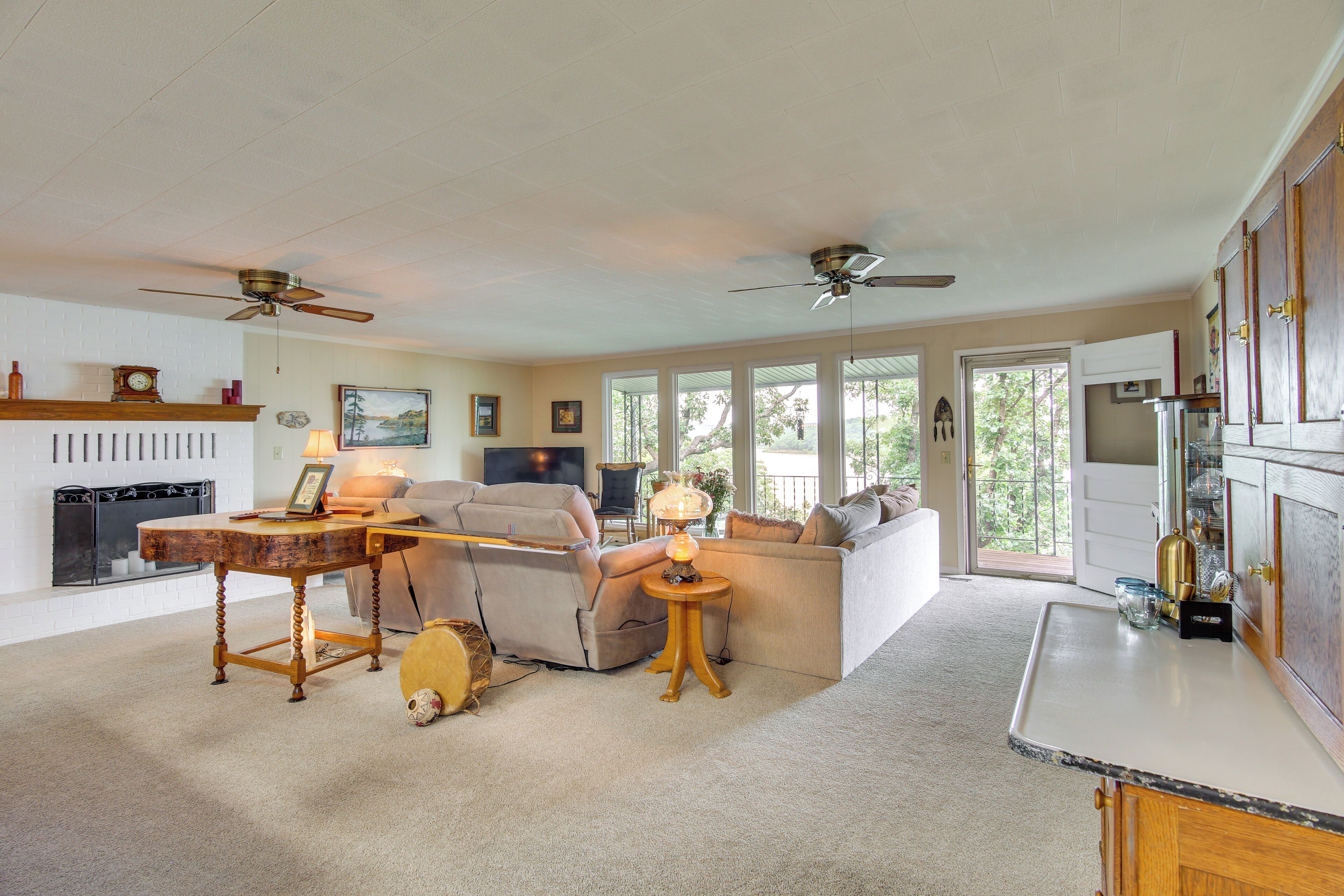 House (2 Bedrooms) | Interior