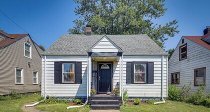 Gary Vacation Rental ~ 5 Mi to Lake Michigan!