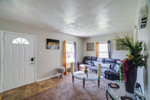 Gary Vacation Rental ~ 5 Mi to Lake Michigan!