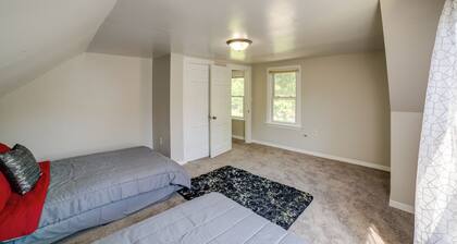 Gary Vacation Rental ~ 5 Mi to Lake Michigan!