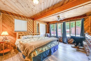 House (3 Bedrooms) | Interior - Lakefront North Carolina Abode w/ Grill & Fire Pit (Topton)