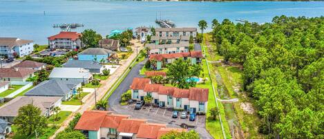 Apartment (2 Bedrooms) | Front of property