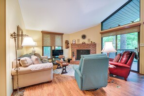 Casa (2 Bedrooms) | Interior