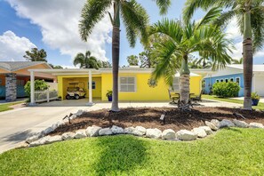 House (3 Bedrooms) | Interior - Bradenton Vacation Rental: Gas Grill & Water Views (Bradenton)