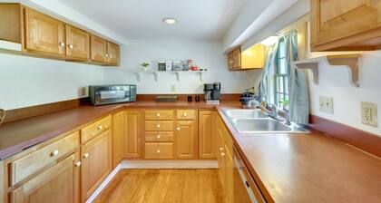 Franconia Home w/ Community Pool & River Access!