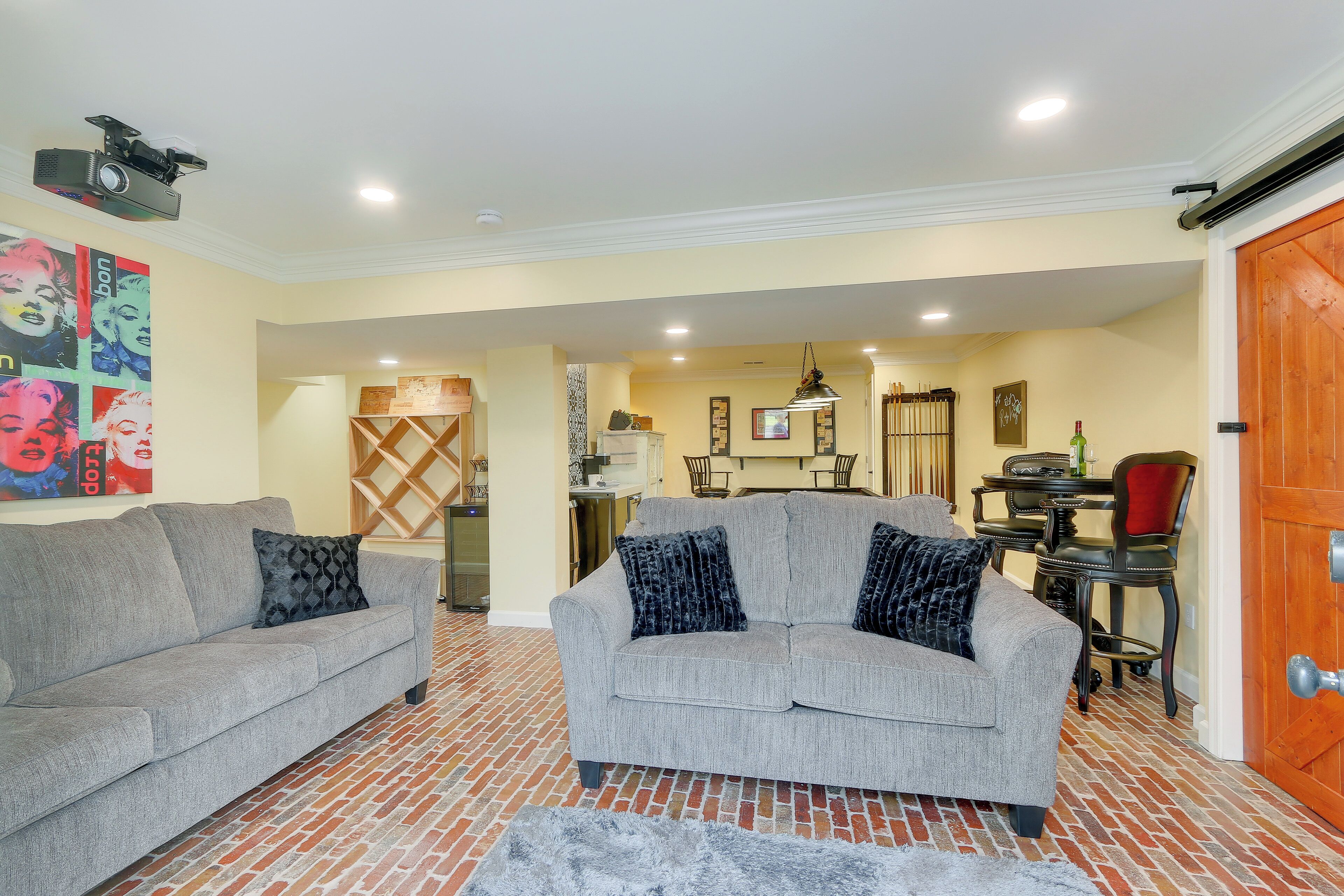 Apartment (1 Bedroom) | Interior