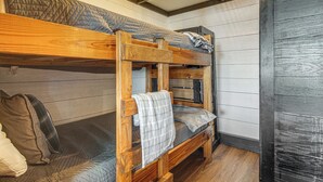 Rumah (2 Bedrooms) | Interior