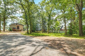 House (2 Bedrooms) | Interior - Private Hot Tub & Dock: Lakefront Grove Retreat! (Grove)