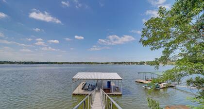 Private Hot Tub & Dock: Lakefront Grove Retreat!