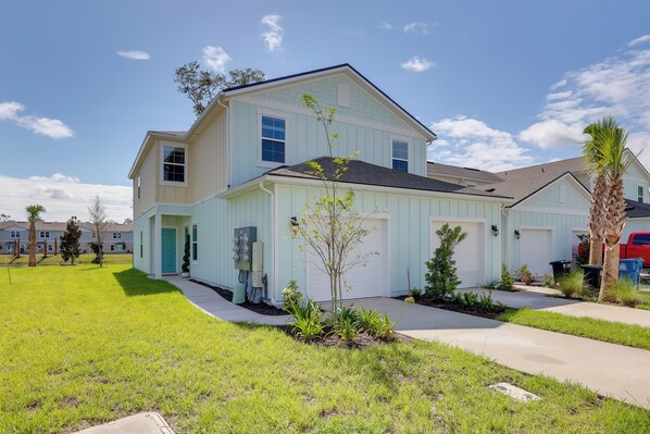 Apartment (3 Bedrooms) | Interior - Sunny St Augustine Getaway w/ Patio & Pool Access (St. Augustine)