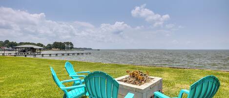 House (5 Bedrooms) | Front of property