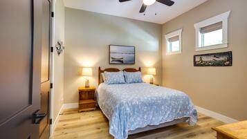 House (5 Bedrooms) | 5 bedrooms, iron/ironing board, free cots/infant beds, bed sheets