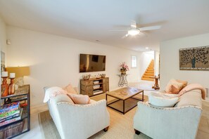 Casa (2 Bedrooms) | Interior