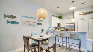 Apartment (2 Bedrooms) | Bahagian dalam