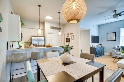 'cloud 9 on the Gulf', 1 Mi to Beach: Pet Friendly