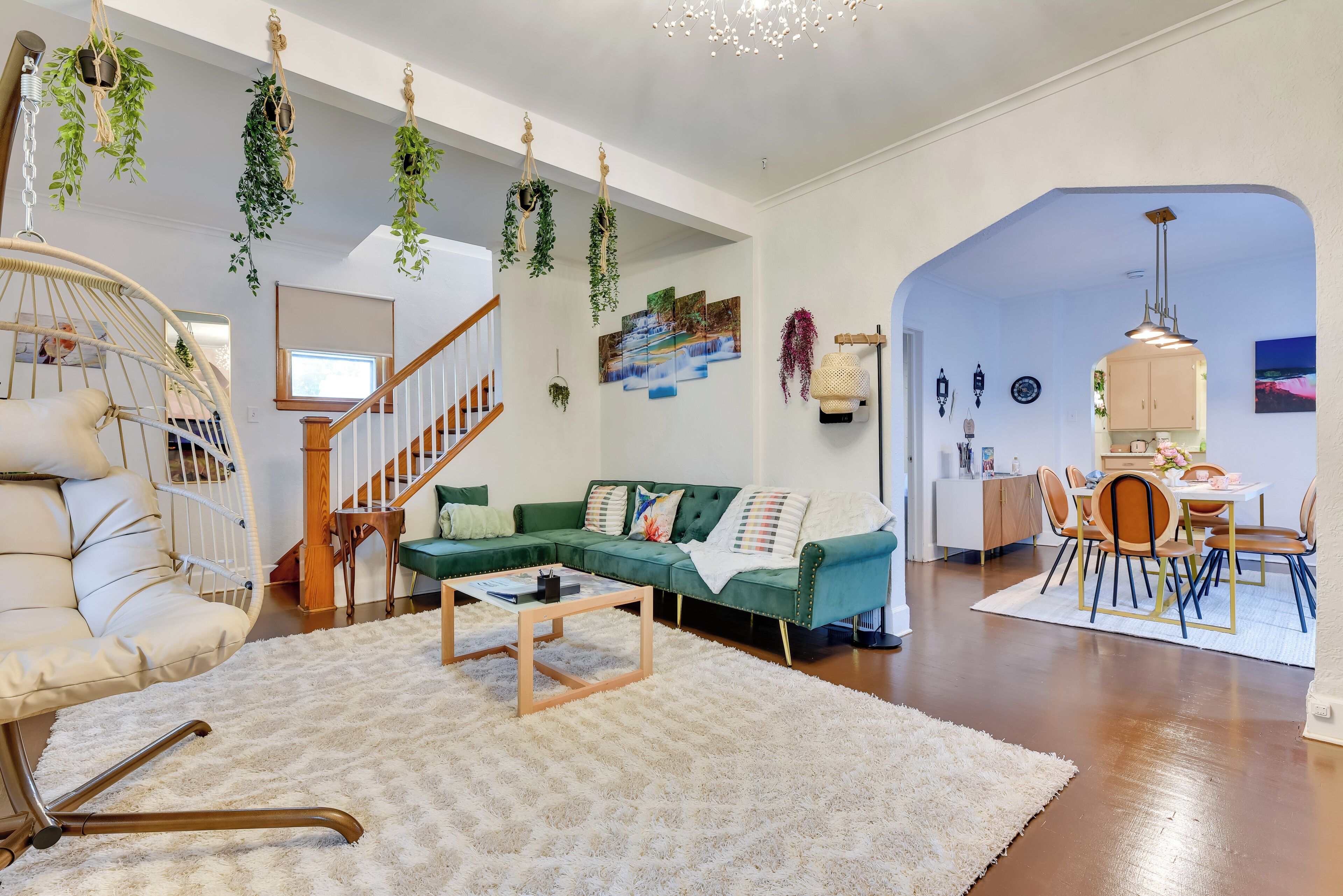 House (4 Bedrooms) | Interior