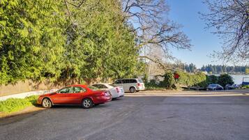 Apartment (0 Bedroom) | Interior