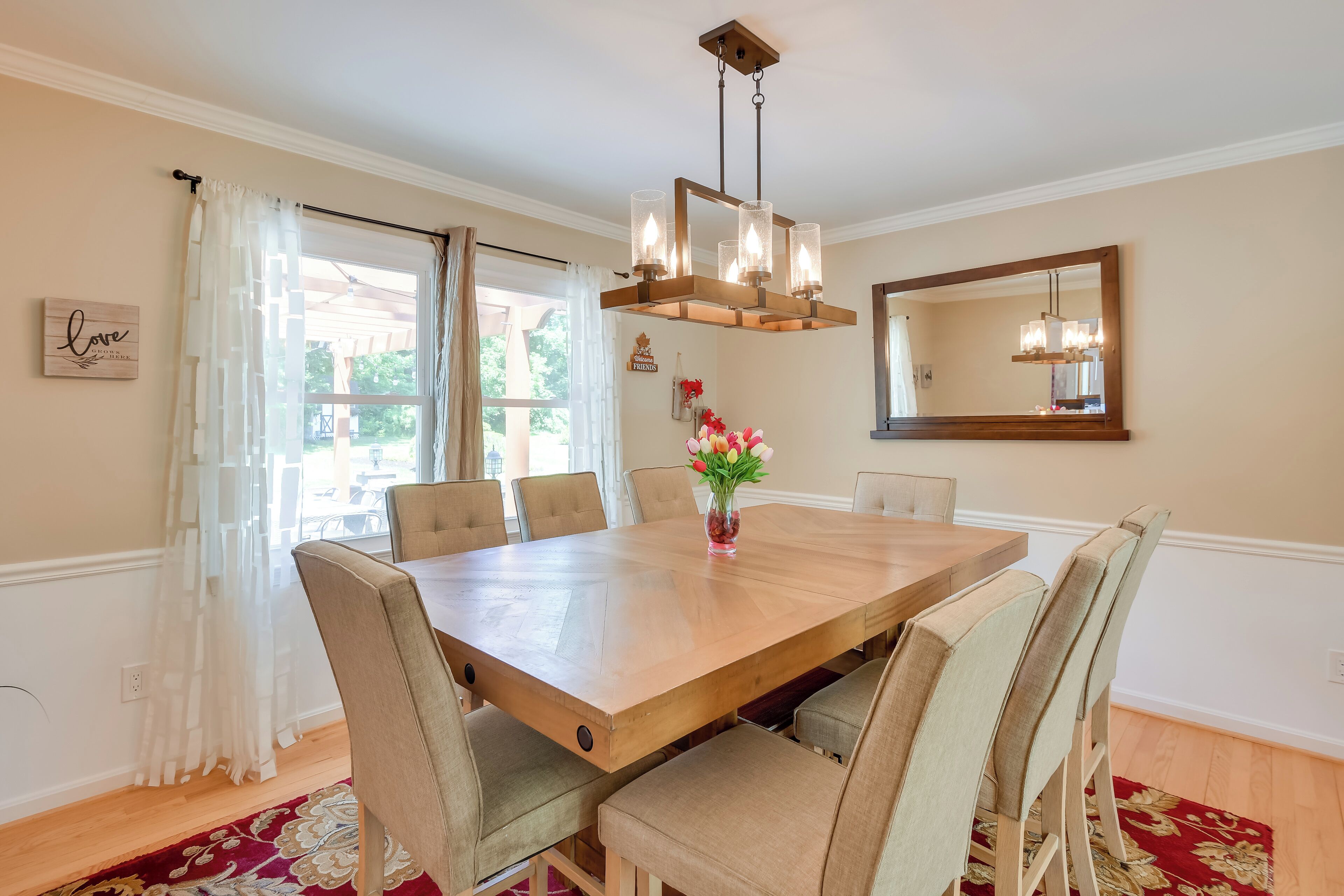 House (5 Bedrooms) | Interior