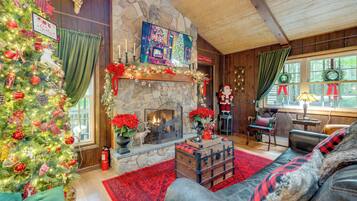 House (2 Bedrooms) | Front of property