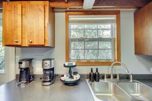 House (1 Bedroom) | Interior