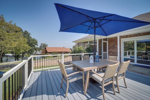 Eufaula Oasis w/ Screened Porch: Unwind in Style!