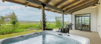 Hot Tub & Deck at Red Lodge Retreat