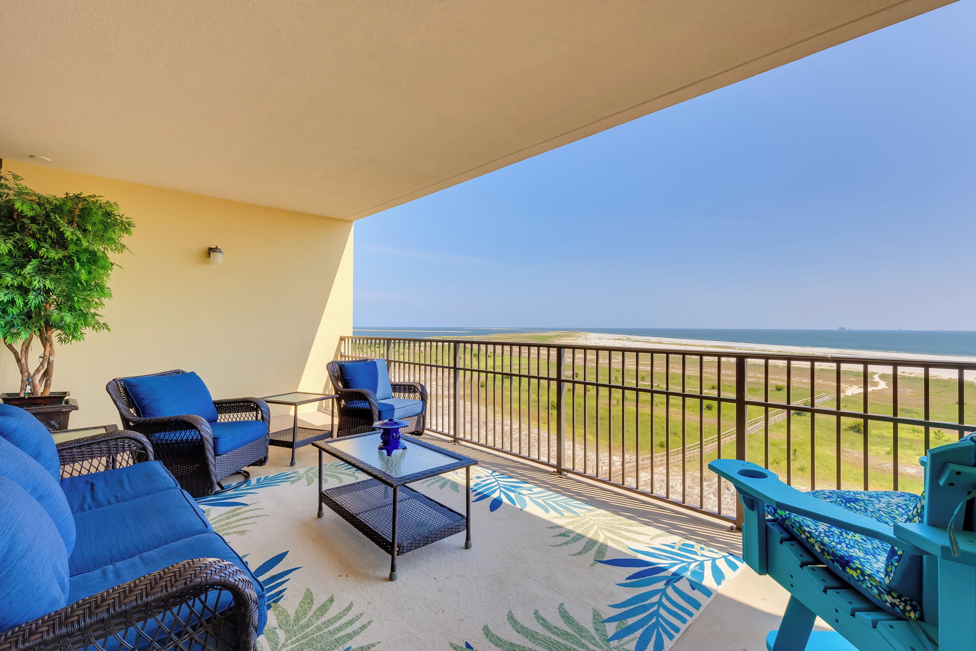 Apartment (3 Bedrooms) | Front of property