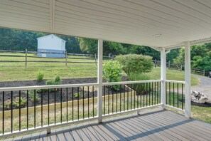 House (3 Bedrooms) | Interior - Harpers Ferry Home w/ Private Pool & Hot Tub! (Harpers Ferry)