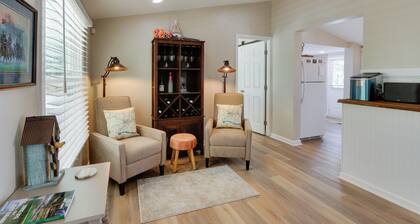 Harpers Ferry Home w/ Private Pool & Hot Tub!