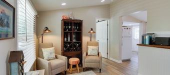 Harpers Ferry Home w/ Private Pool & Hot Tub!