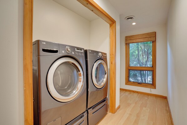 Rumah (4 Bedrooms) | Interior