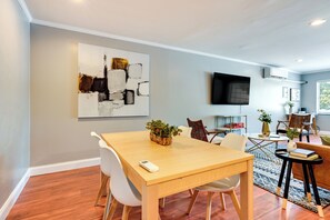 Apartment (0 Bedroom) | Interior