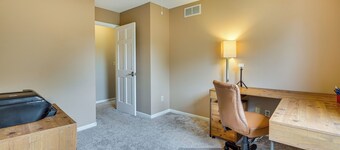 Spacious Lewis Center Home w/ Yard & Gas Grill!