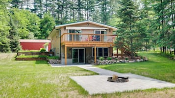 House (4 Bedrooms) | Front of property