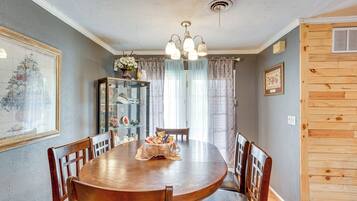 ุงูู
ูุดุฃุฉ ู
ู ุงูุฏุงุฎู