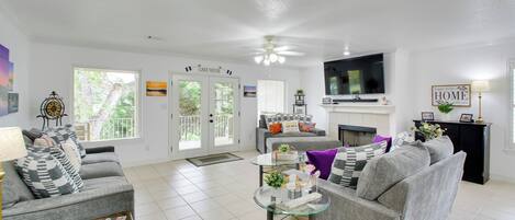 Apartment (2 Bedrooms) | Front of property