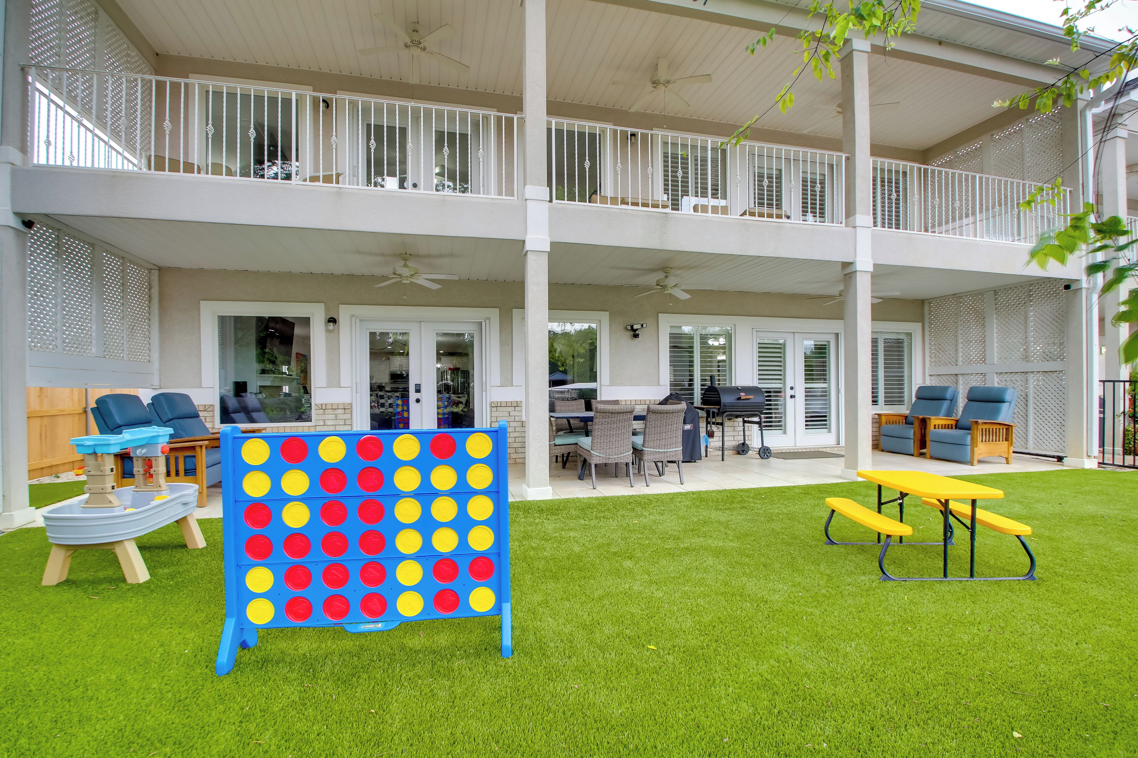 Apartment (2 Bedrooms) | Front of property