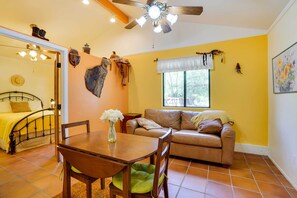 Books - Charming Tubac Vacation Rental Near Village! (Tubac)