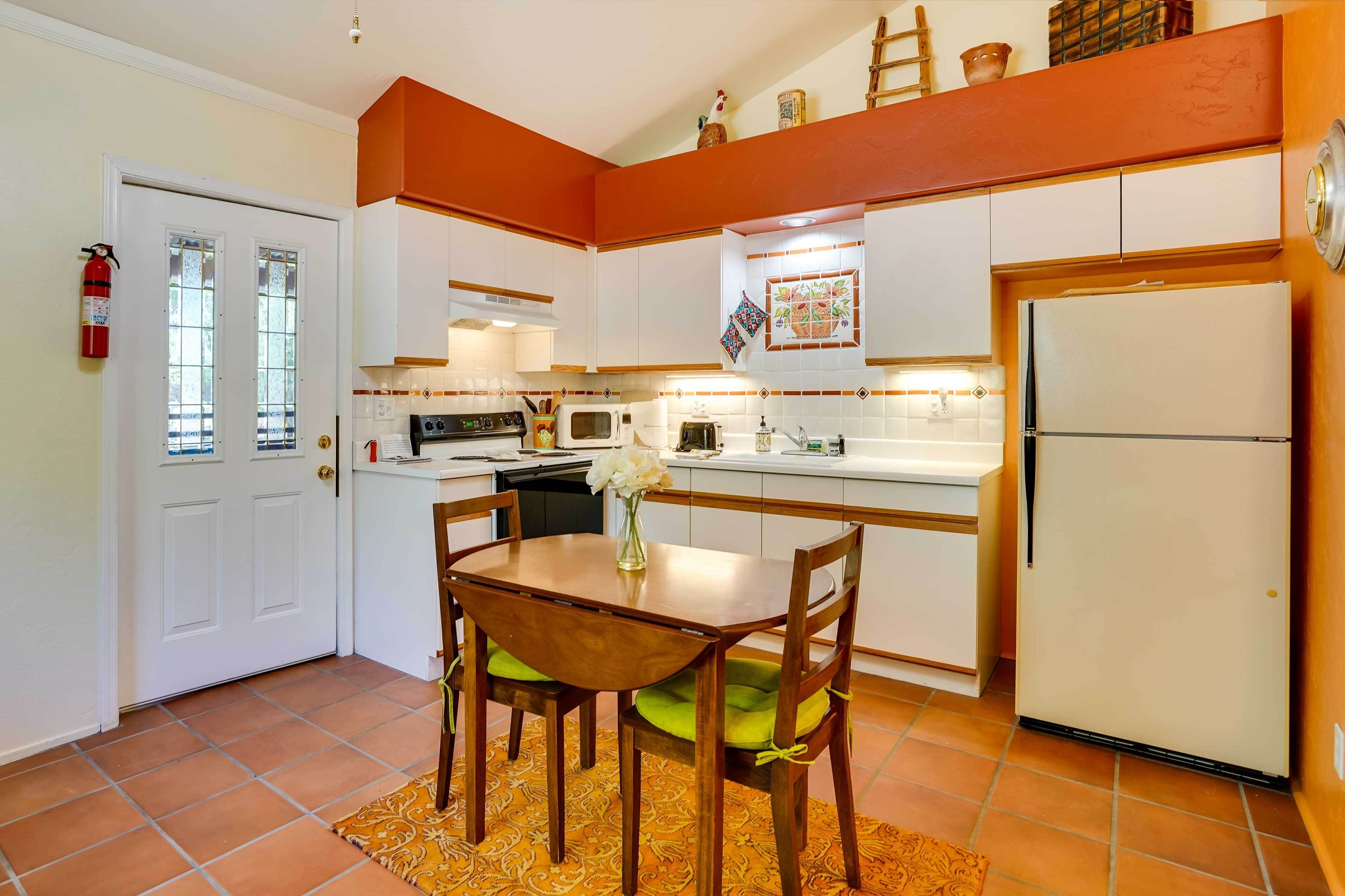 Microwave, oven, stovetop, blender