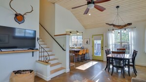 Rumah (4 Bedrooms) | Interior