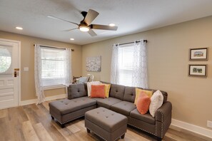 House (2 Bedrooms) | Bahagian dalam