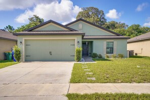 House (3 Bedrooms) | Interior - Tavares Retreat w/ Covered Patio & Private Yard (Tavares)