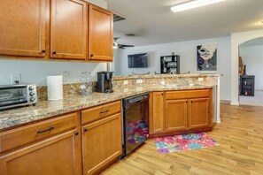 House (3 Bedrooms) | Interior - Tavares Retreat w/ Covered Patio & Private Yard (Tavares)