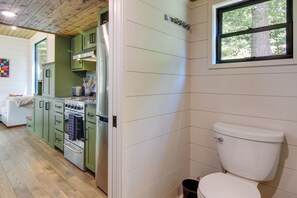 House (1 Bedroom) | Interior