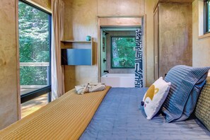 House (1 Bedroom) | Interior