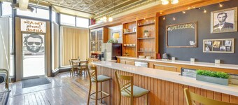 Cozy Abode in Historic Yankton - Heart of the City