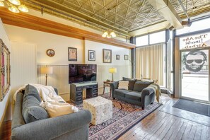Apartment (0 Bedroom) | Interior