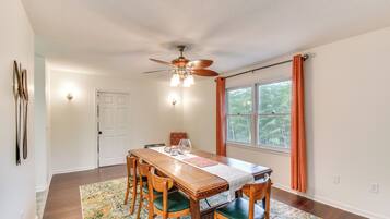 Apartment (4 Bedrooms) | Bahagian dalam