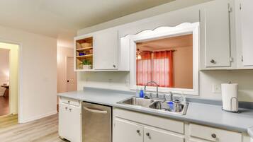 Apartment (4 Bedrooms) | Bahagian dalam