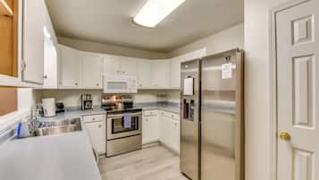 Apartment (4 Bedrooms) | Bahagian dalam